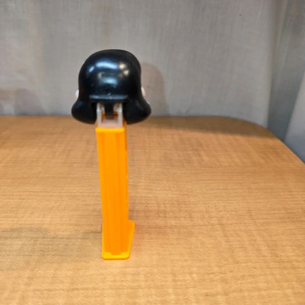Peanuts PEZ Dispenser Lucy‎ Orange